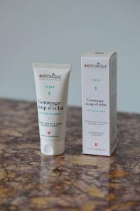 Perfect skin face scrub