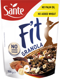 FIT granola nuts and cocoa